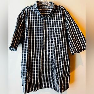 Men’s Daniel Cremieux Short Sleeve Button Up Shirt.